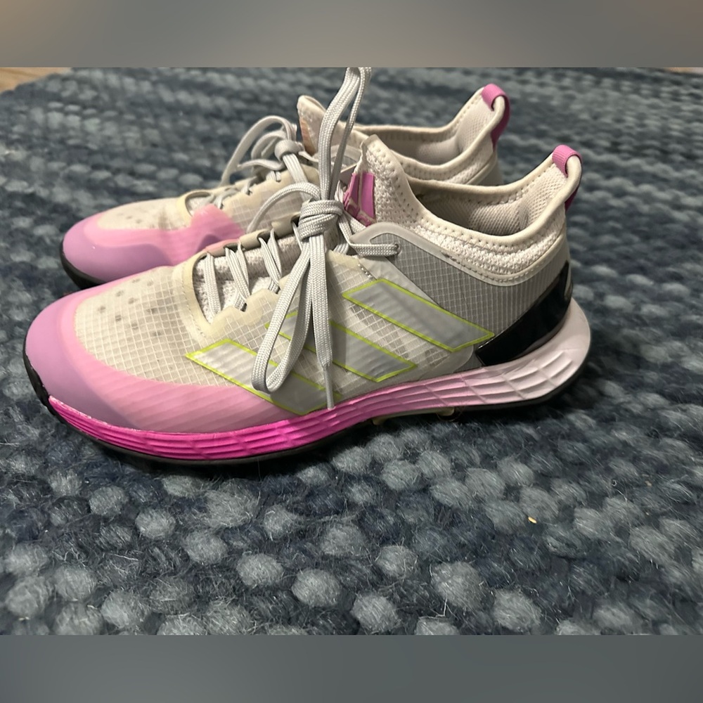 Adidas Ubersonic Women's Tennis/Pickleball